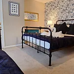 Fryers 3 Bedroom Sleeps 6 * Scarborough