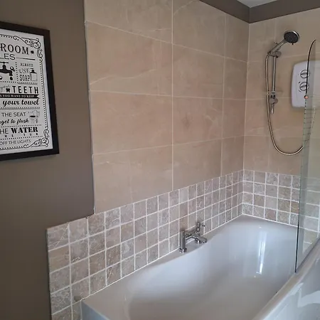 Nyaraló Fryers 3 Bedroom Sleeps 6