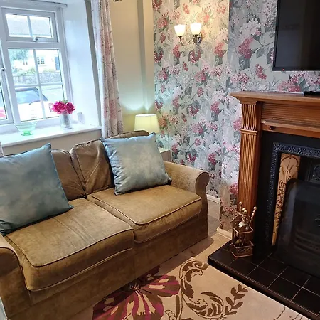 Fryers 3 Bedroom Sleeps 6