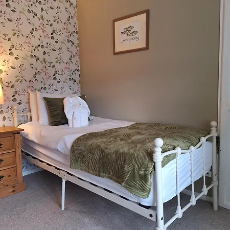 Fryers 3 Bedroom Sleeps 6 Nyaraló Scarborough